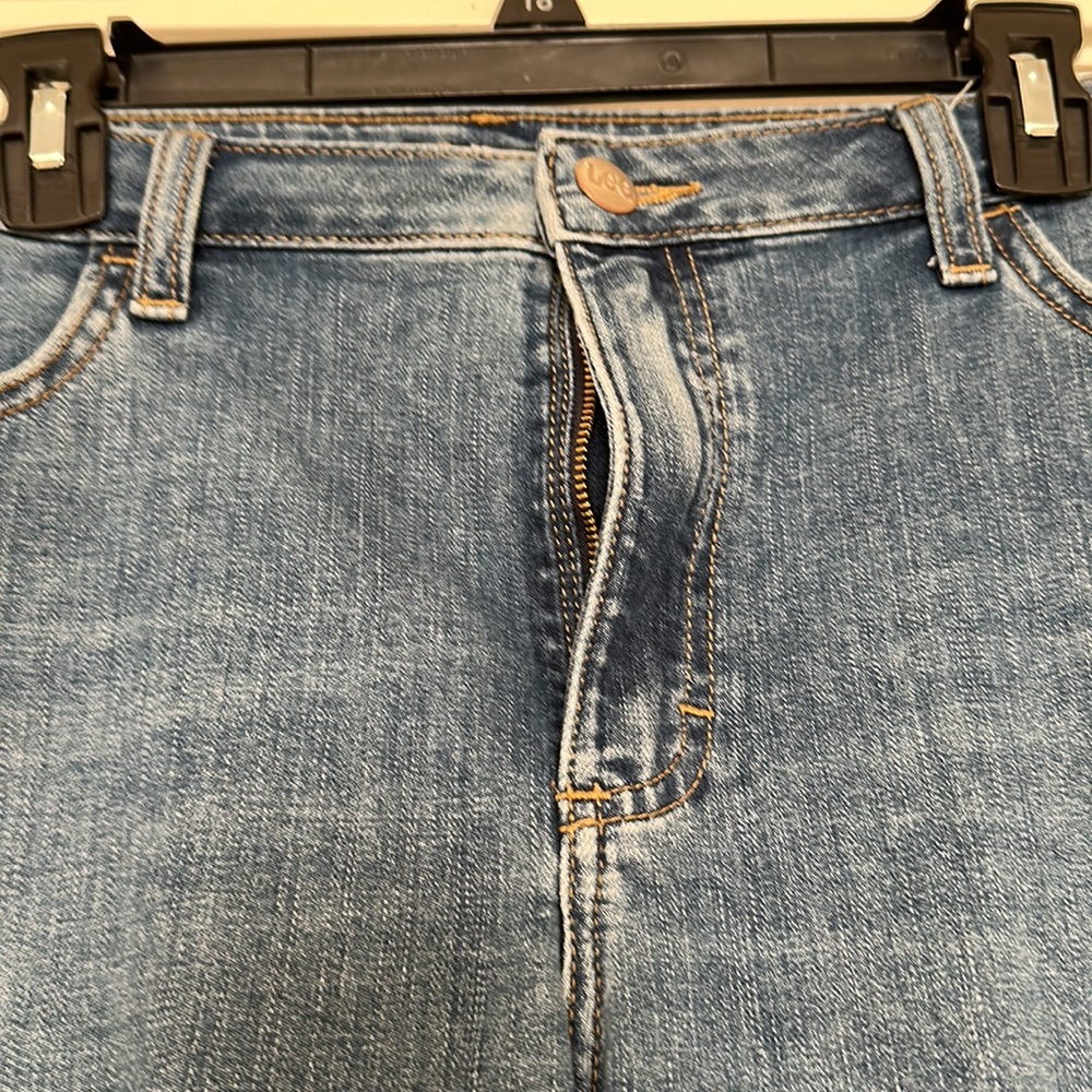 Lee denim capris - Picture 2 of 6